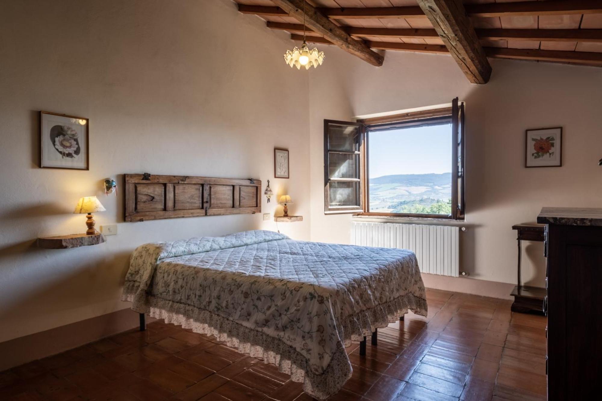 Podere La Montalla Radicofani Luaran gambar